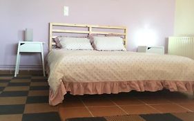 Traditional Studio Near Airport And Beach