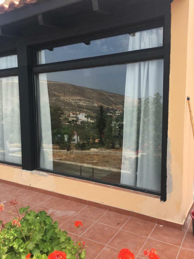 Traditional Studio Near Airport And Beach Karteros Esterno foto